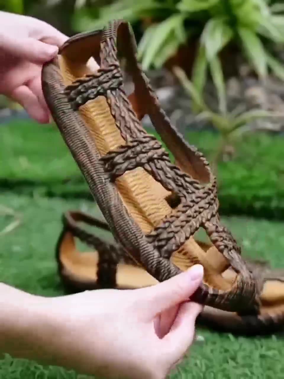 2025 new comfortable casual beach grass sandals