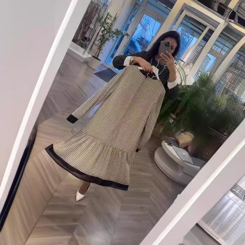 Women’s Elegant Round-neck Long-sleeve Polka Dot Dress