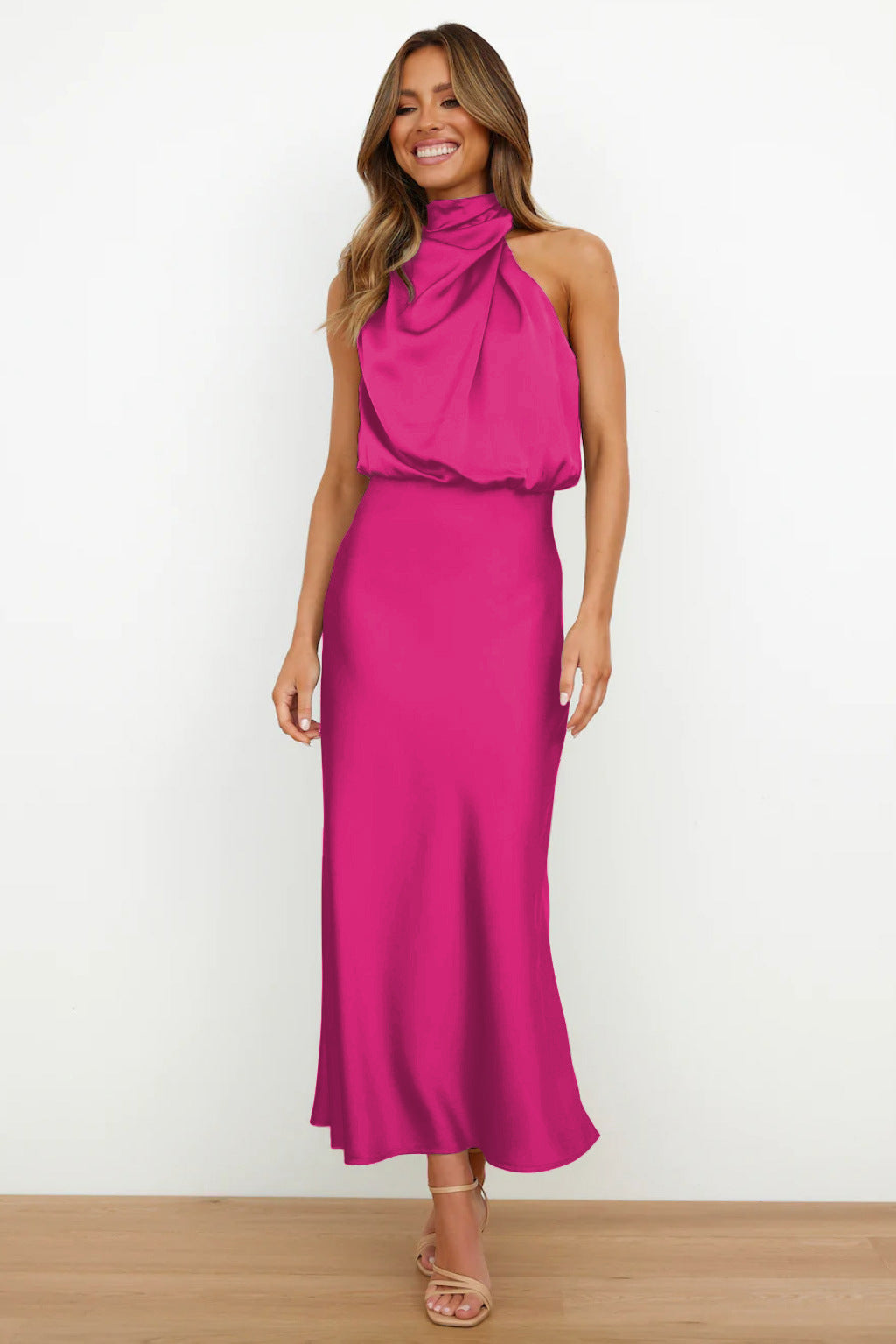 Sisakphoto™-Stylish and elegant satin sleeveless dress
