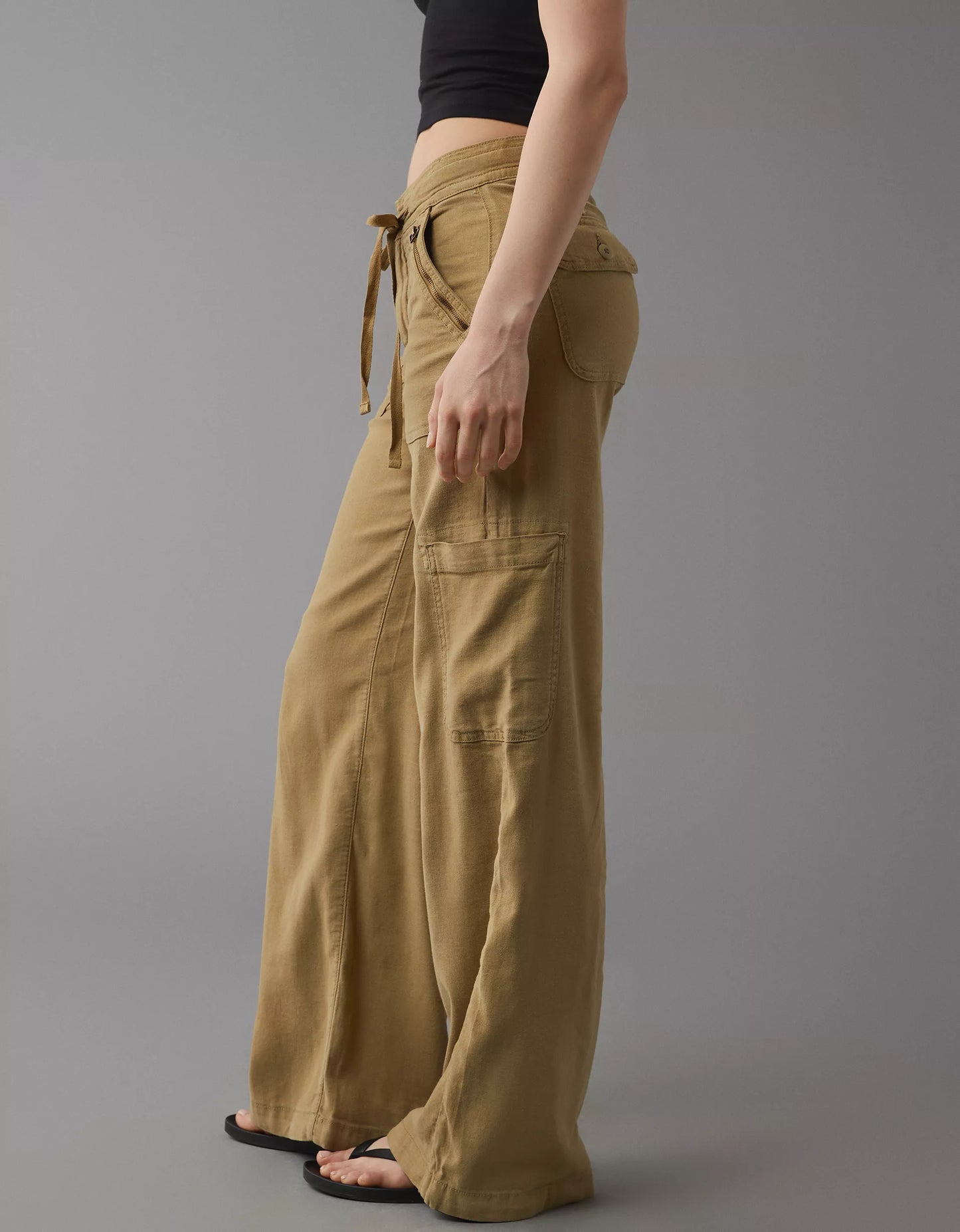 Linen-Blend Wide-Leg Cargo Pant