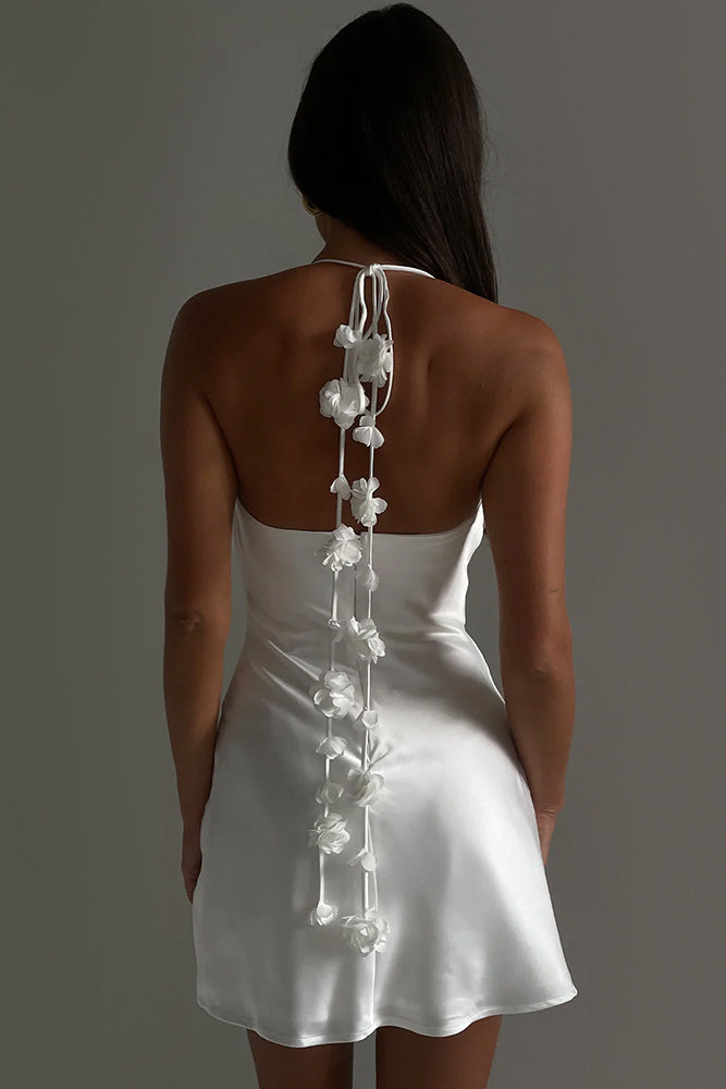 Sexy halterneck off-shoulder backless white dress