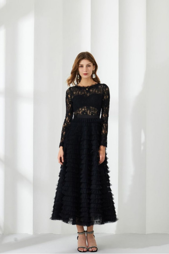 Hollow lace dress