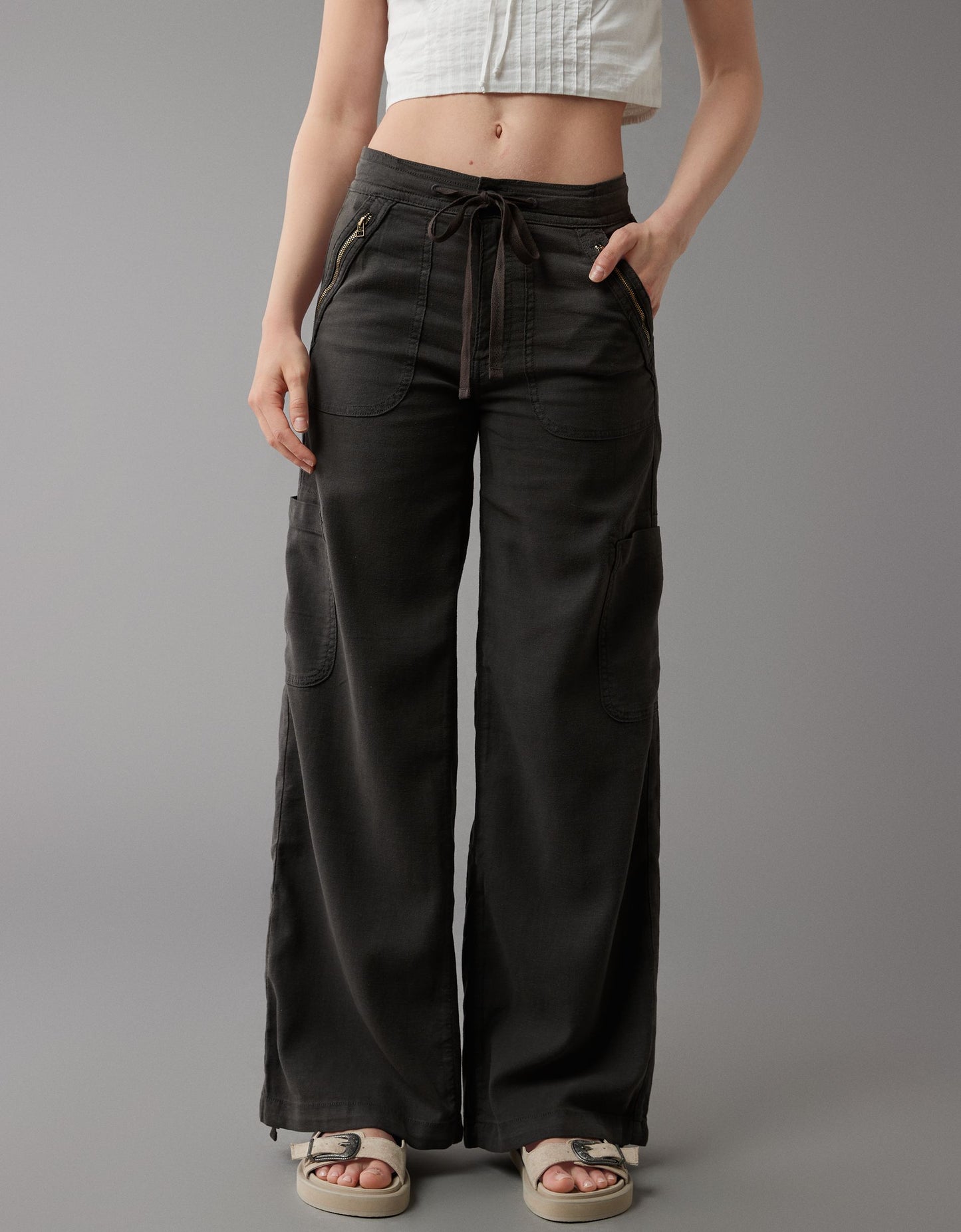 Linen-Blend Wide-Leg Cargo Pant
