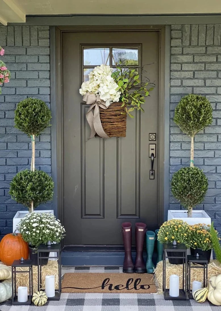 Cream Hydrangea Door Hanger Basket Wreath