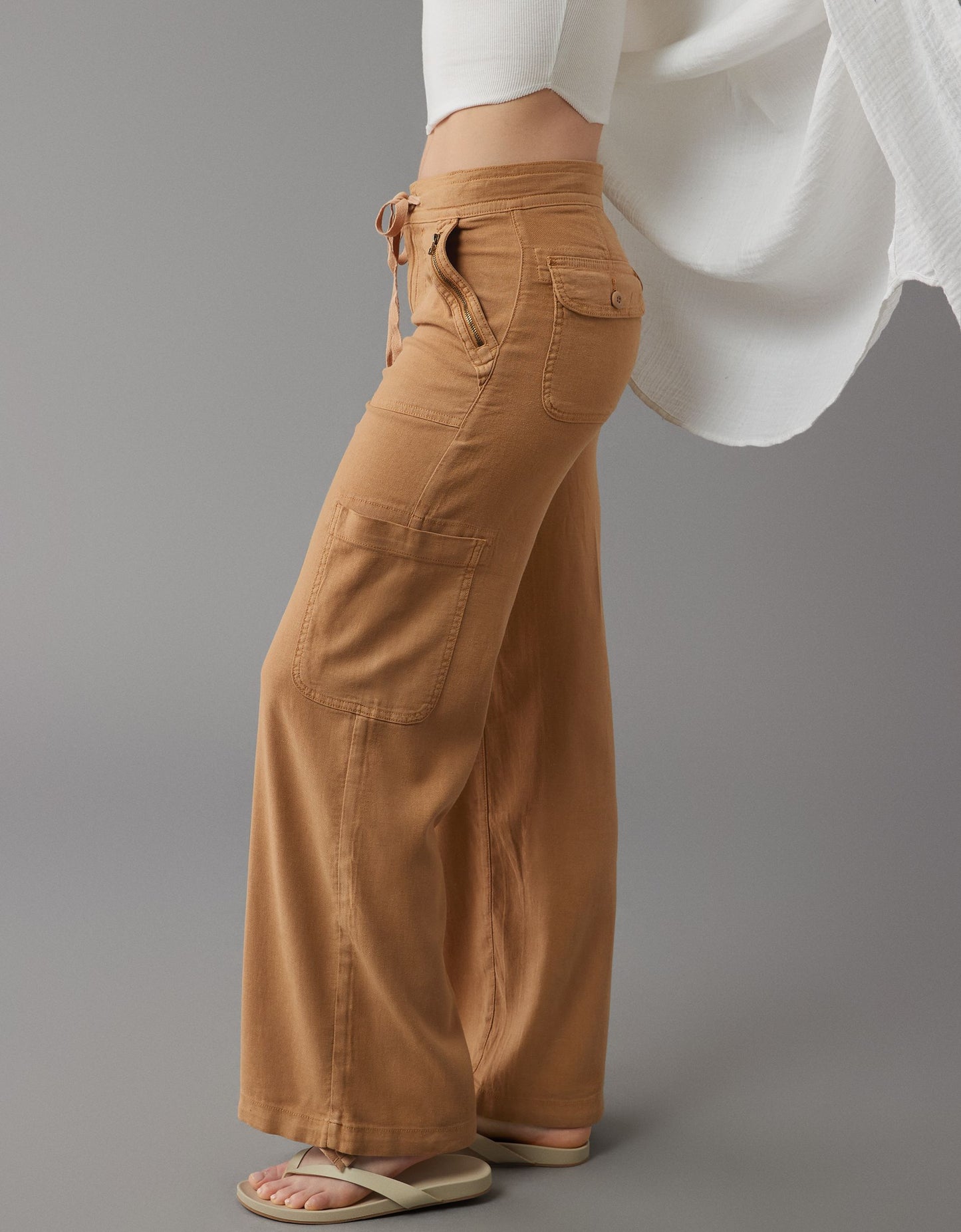 Linen-Blend Wide-Leg Cargo Pant