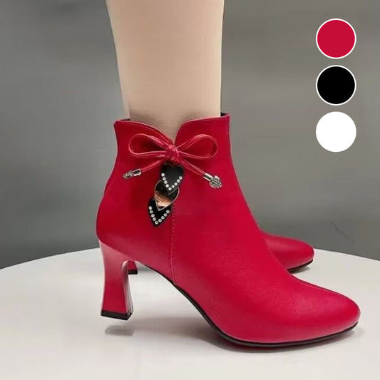 🔥 Fashionable pointed ankle boots with a bow